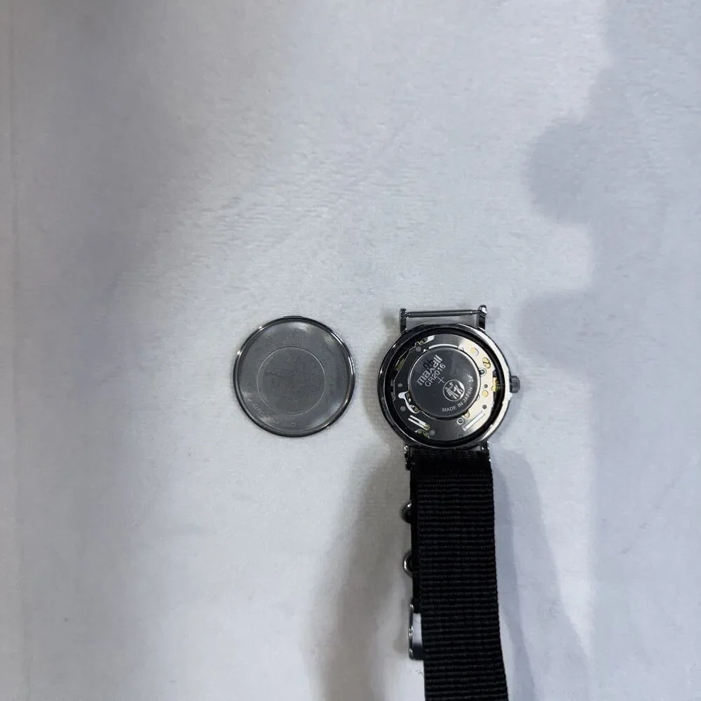 TIMEX Indiglo Men's Wrist‎ Watch 30 Meters Stainless Steel NEW